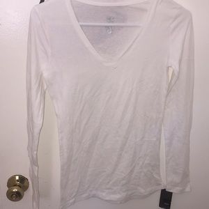 Long sleeve white tissue tee